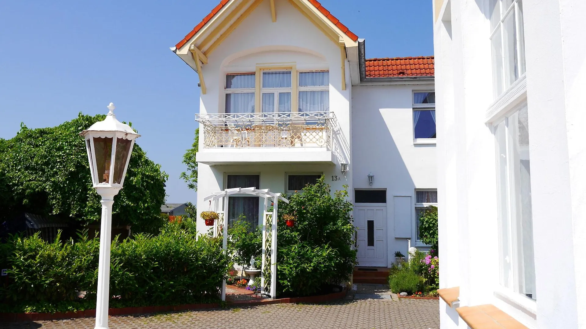 11 Smarte Hotels nahe der Bibliothek Heringsdorf im Check